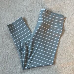 Kiava Striped Capri Leggings